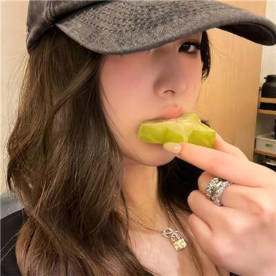 莫茜